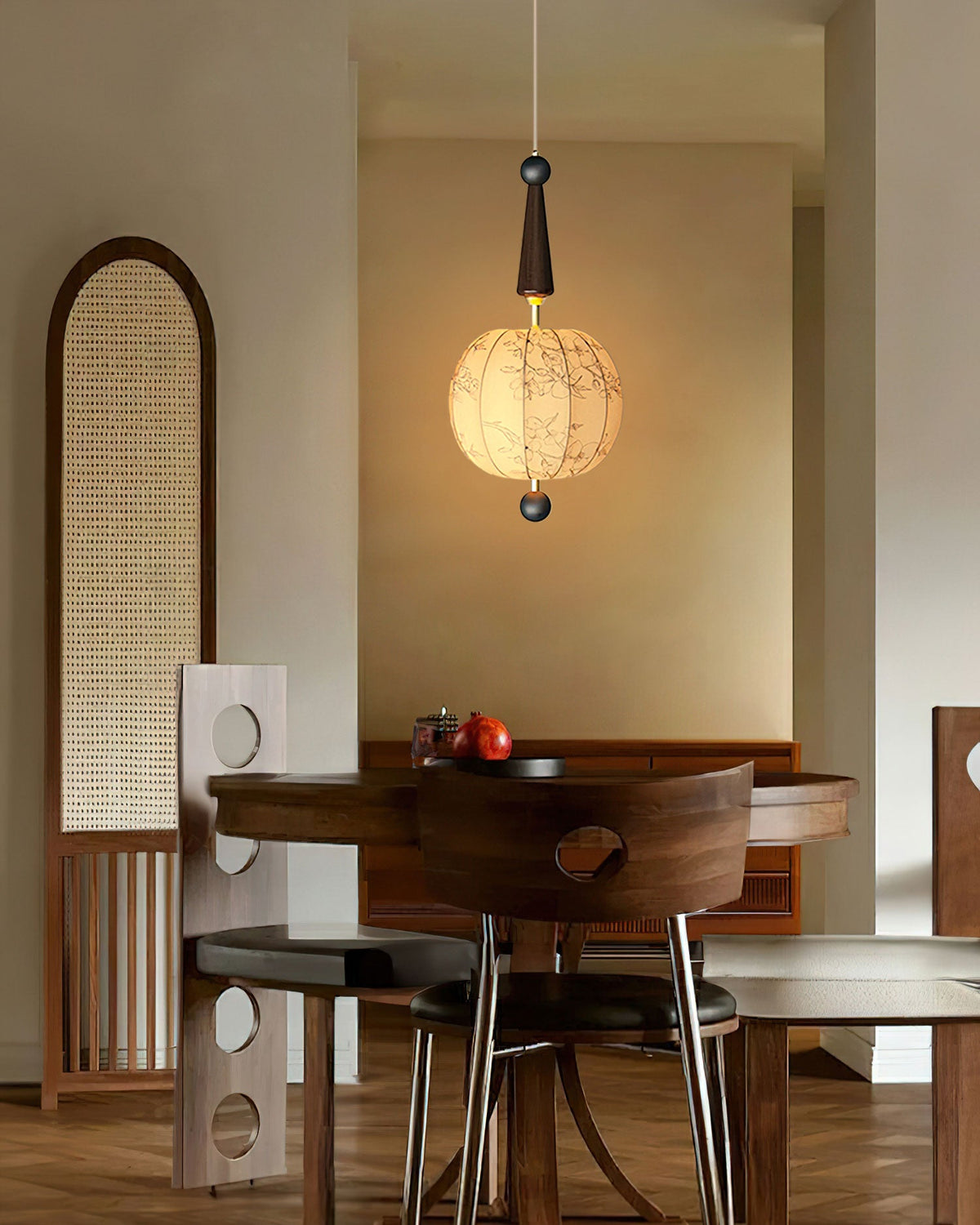 flower-ball-pendant-light