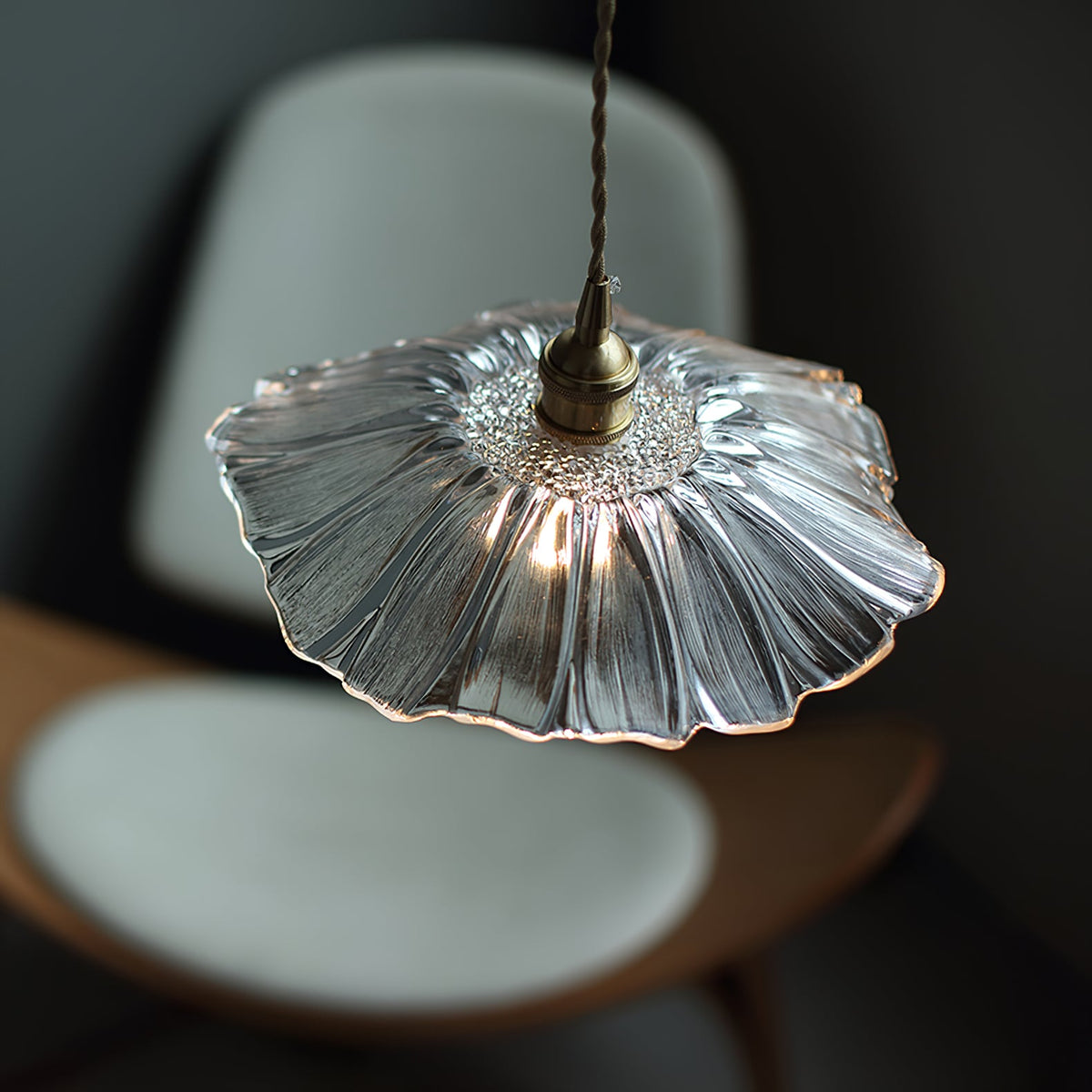 flower-glass-pendant-lamp