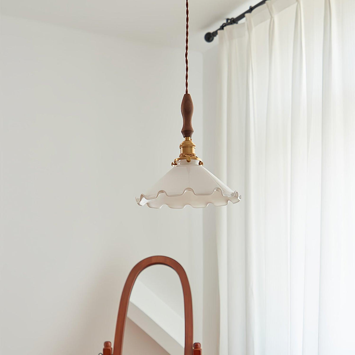 Flower Petals Swag Pendant Light — Brass & Glass Modern Hanging Lamp