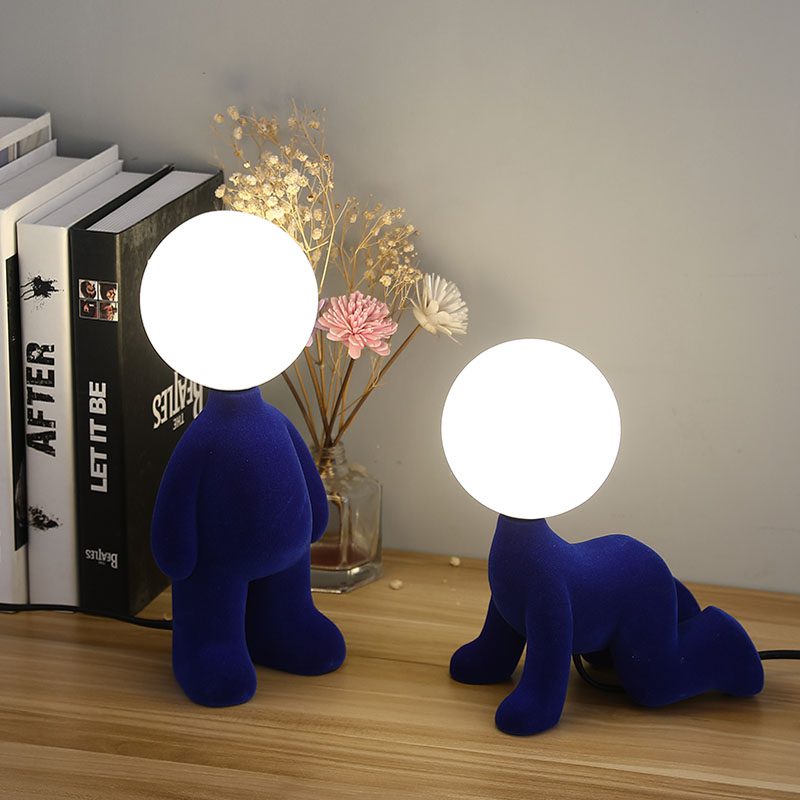Fluffy Team Table Lamp