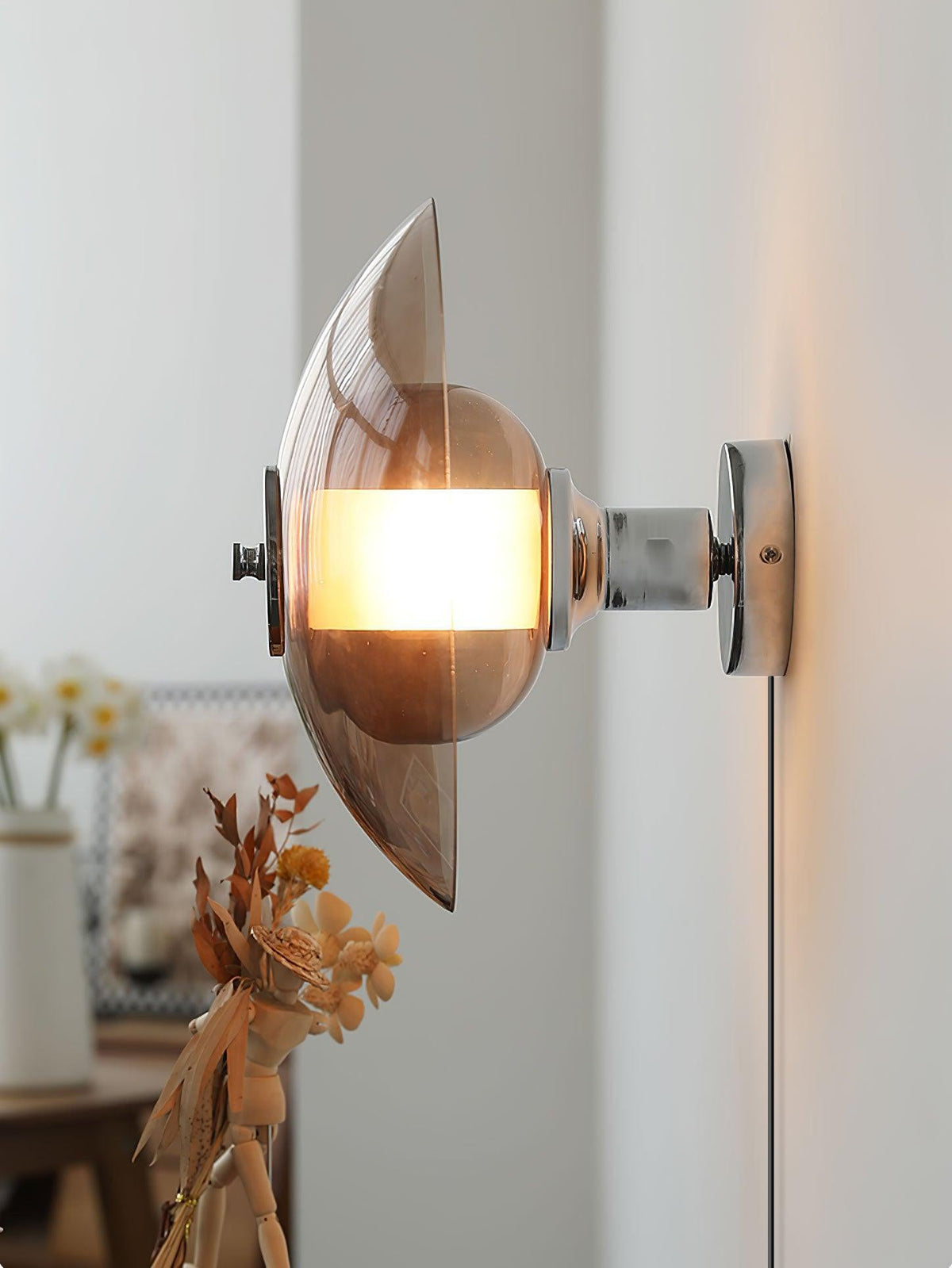 Flying Saucer Plug In Wall Light