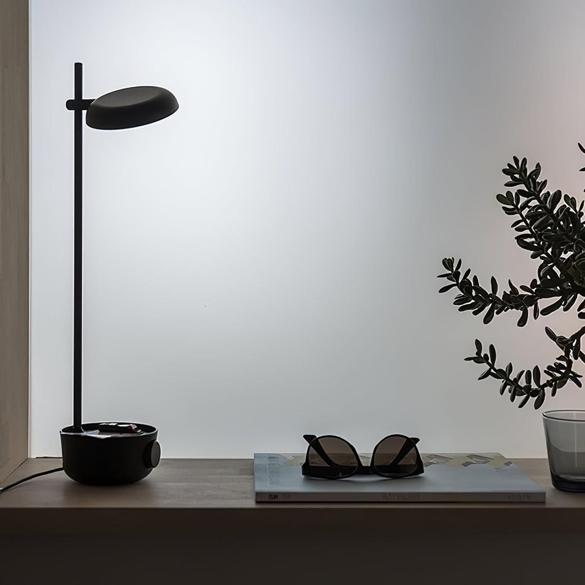 Focal Led Table Lamp