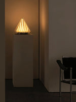 fragment-table-lamp
