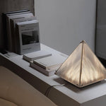 fragment-table-lamp