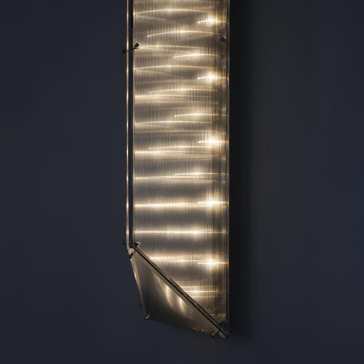 fragment-wall-lamp