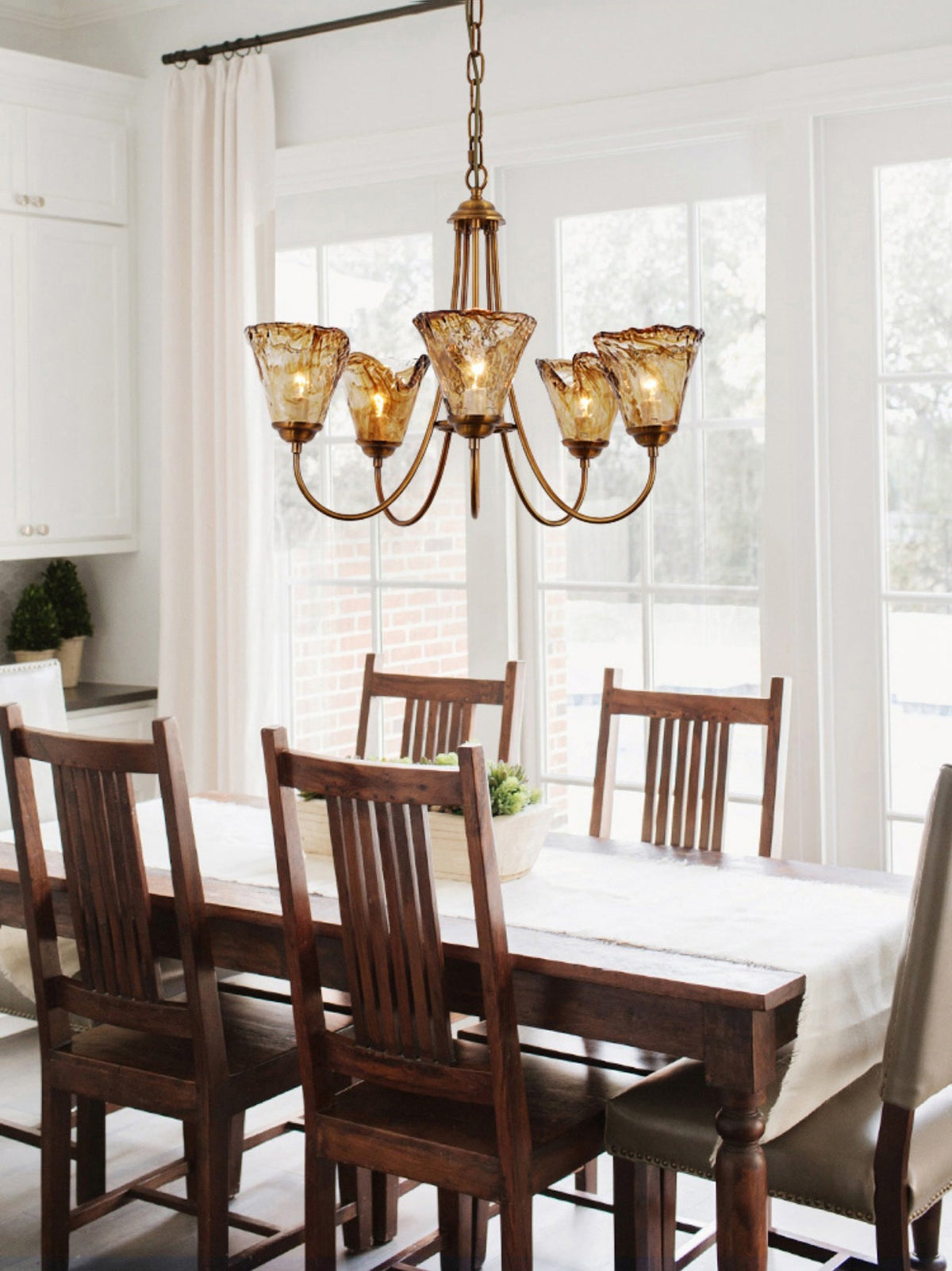 franklin-amber-chandelier