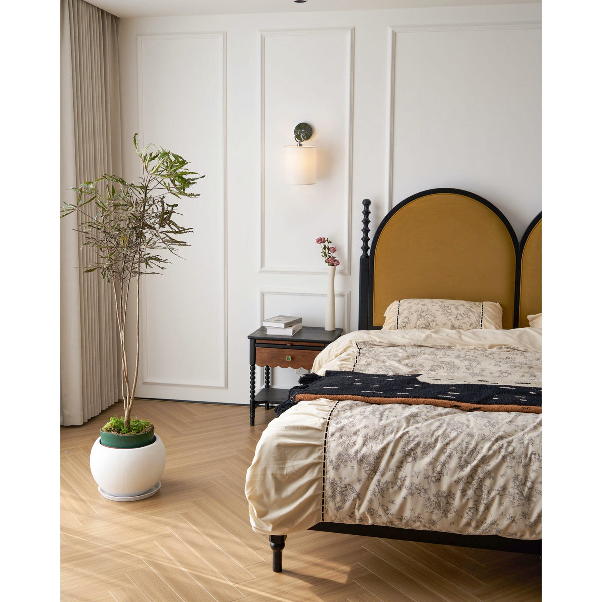 full-circle-sconce