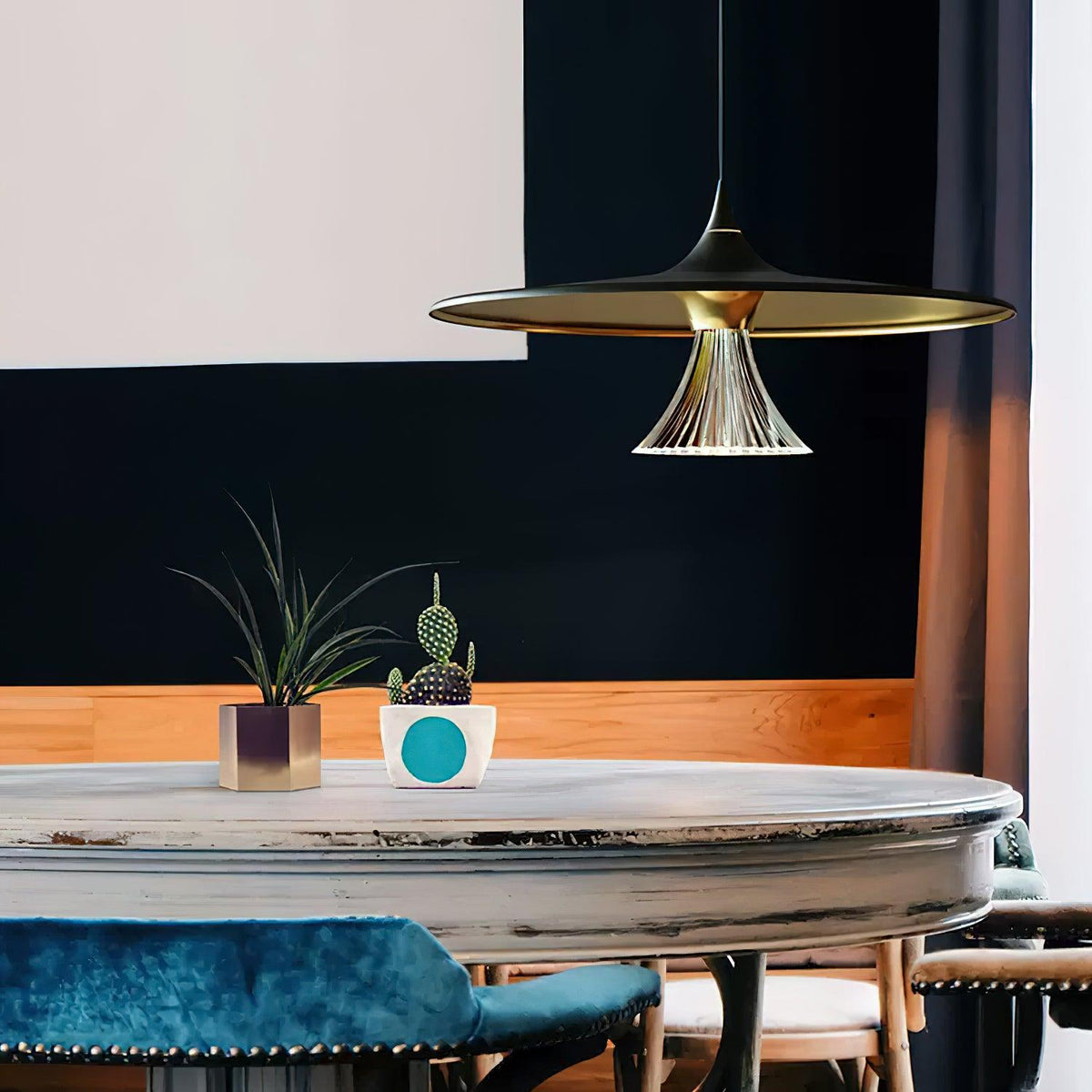 gui-ming-pendant-light