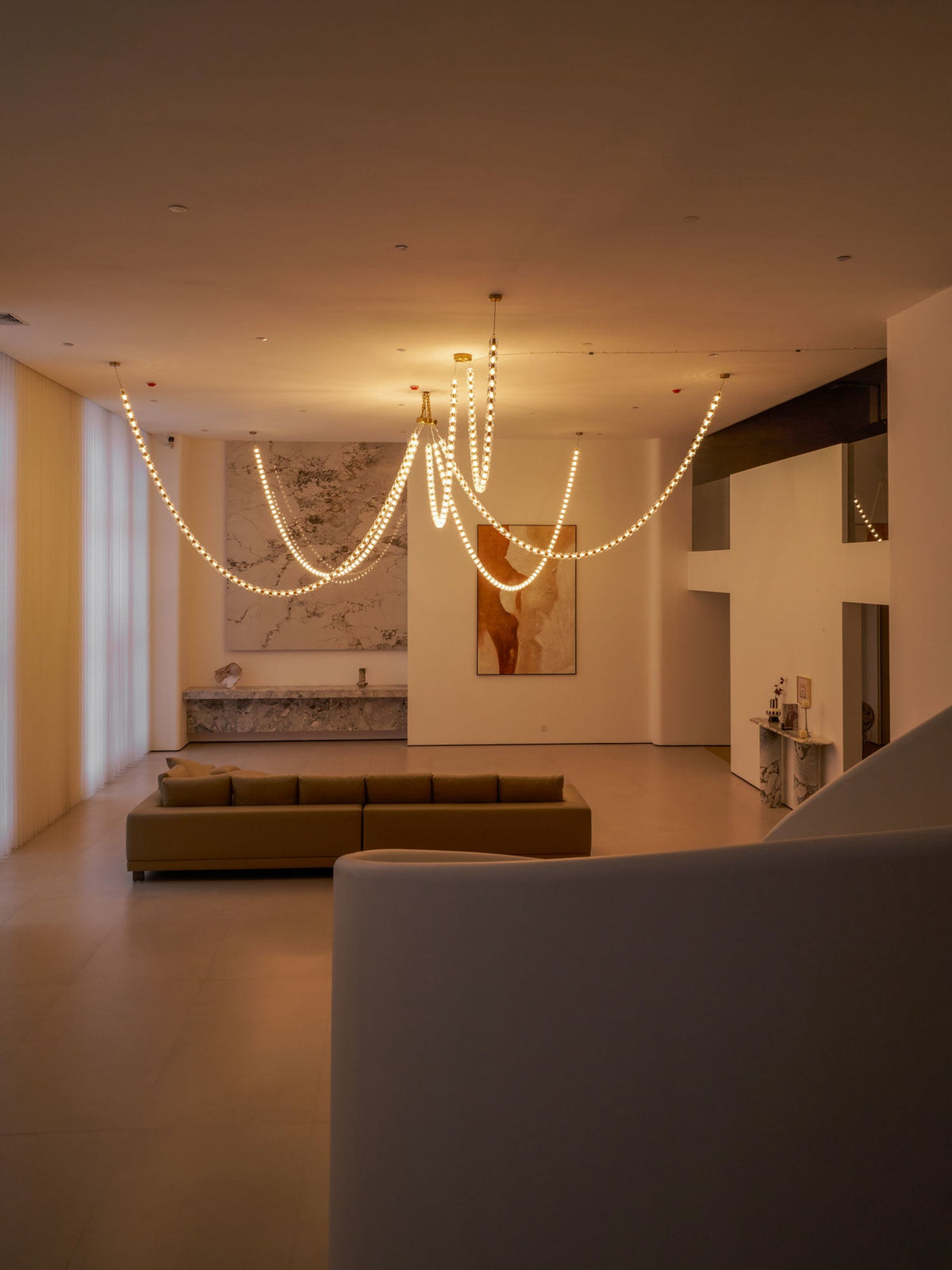 Gabriel Gold Crystal Chandelier – Sculptural LED Pendant for Modern Interiors