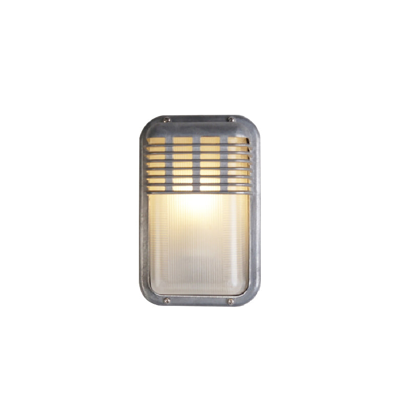 garden-trading-chatham-outdoor-sconce