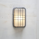 garden-trading-chatham-outdoor-sconce