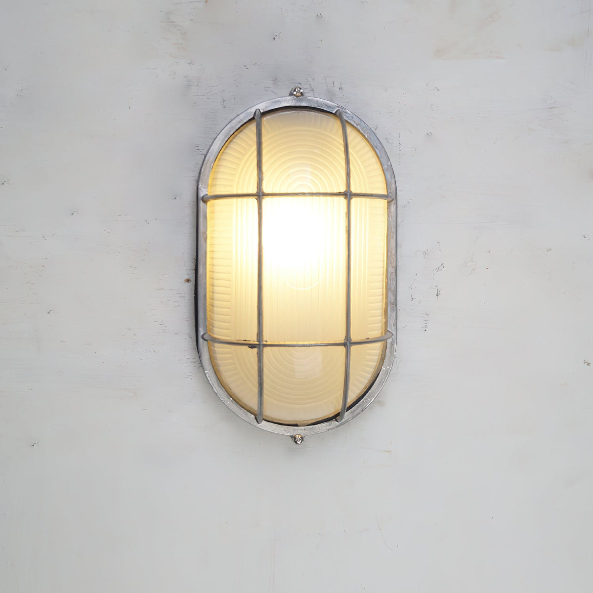 garden-trading-chatham-outdoor-sconce