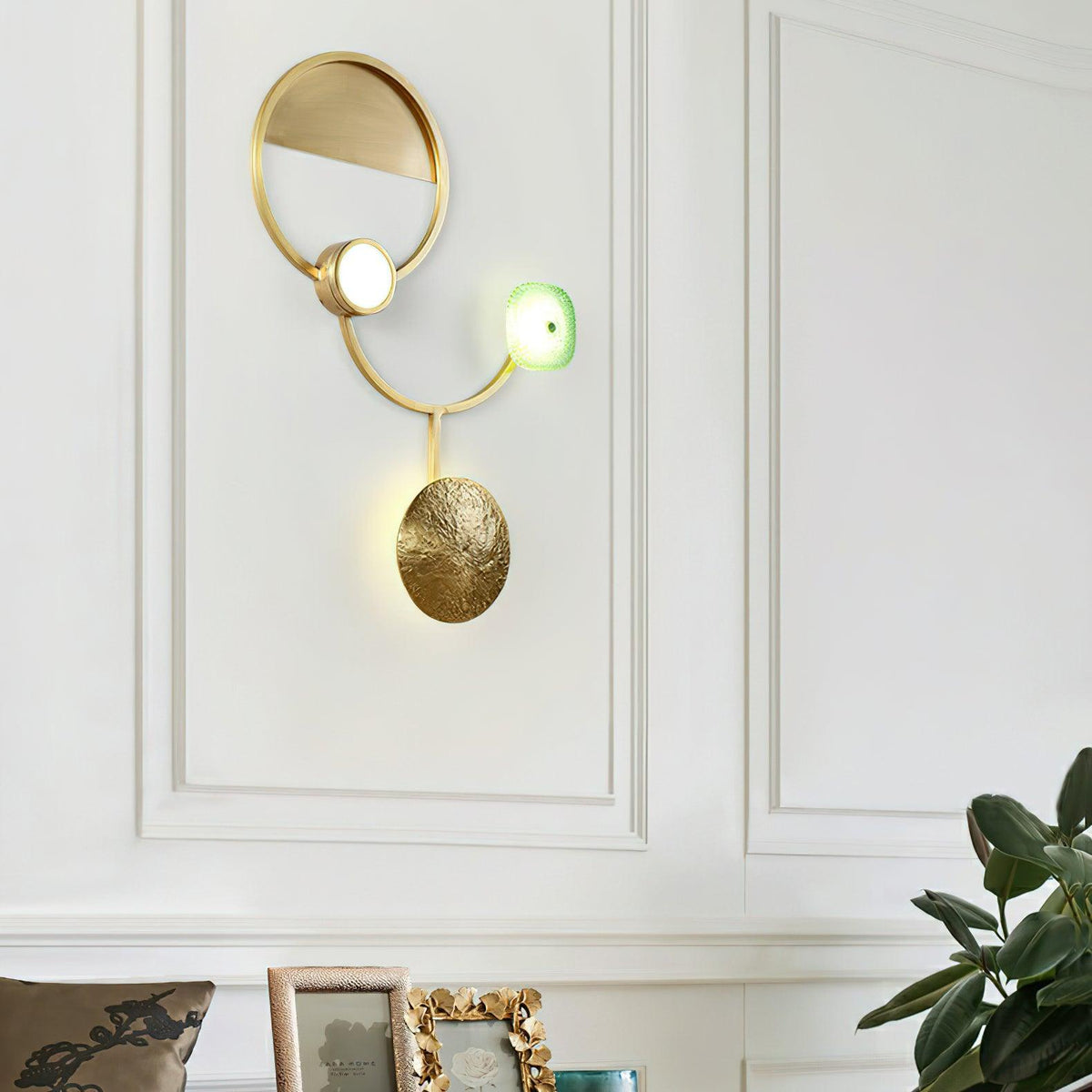 gemstone-wall-lamp