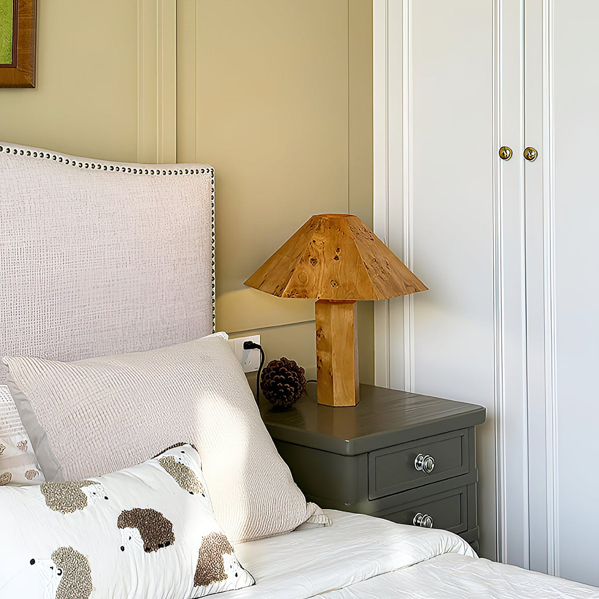 gena-table-lamp
