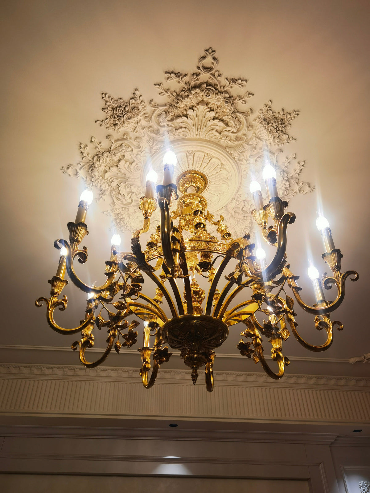 genualdi-brass-chandelier