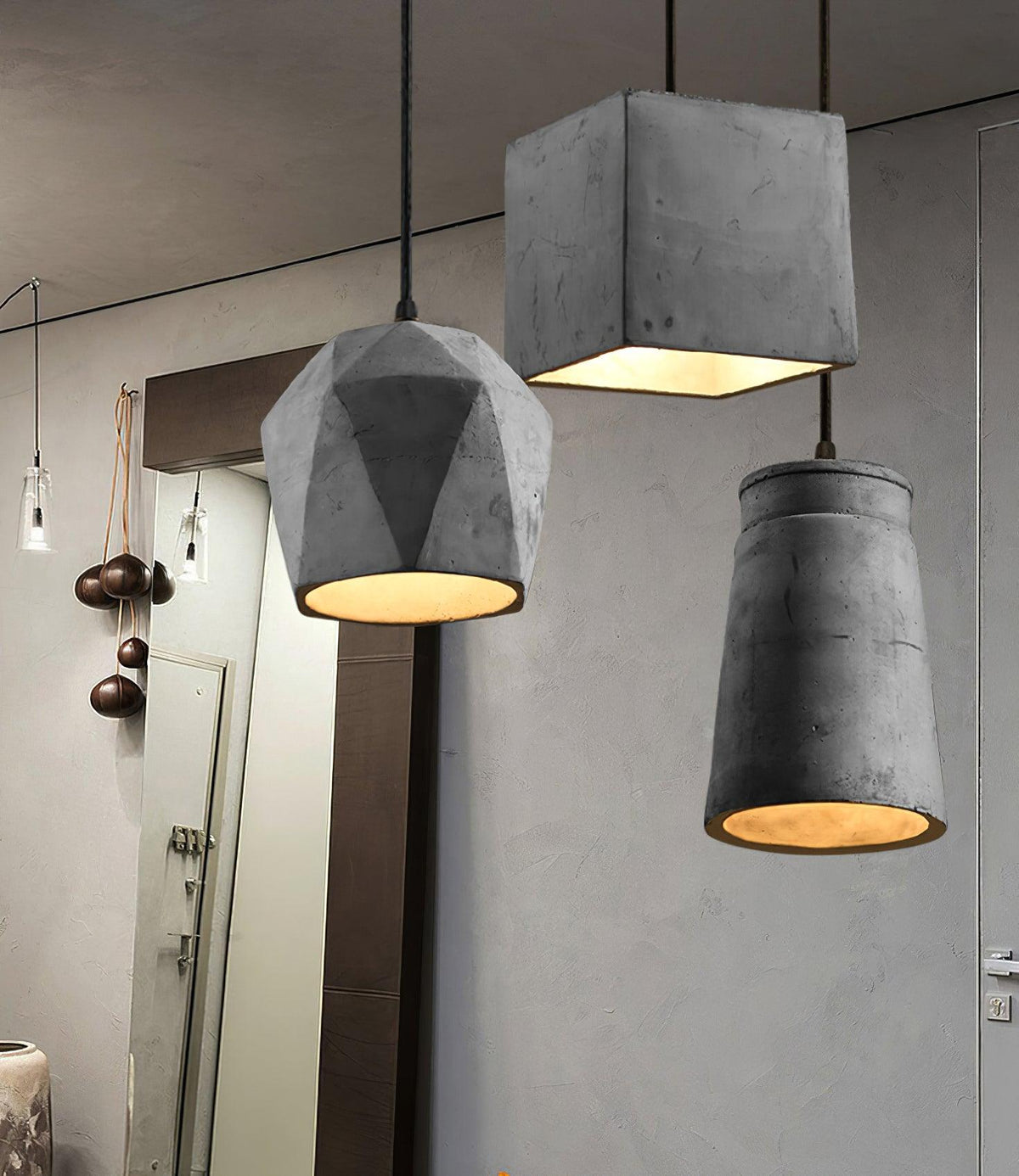 Georgia Faceted Concrete Pendant Light – Hand-Cast Brutalist Ceiling Lamp