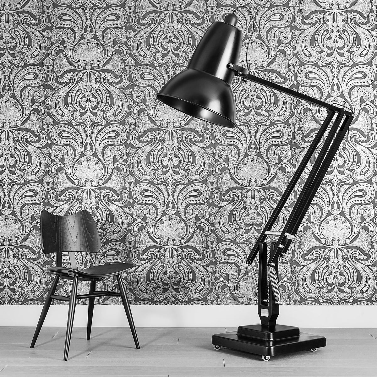 giant-floor-lamp