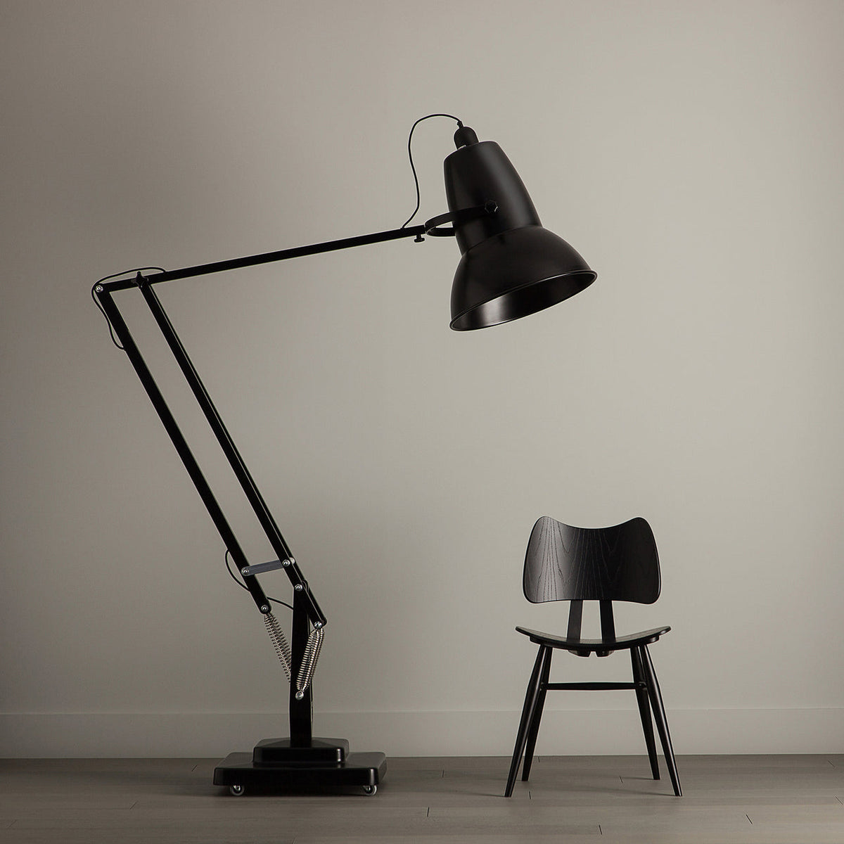 giant-floor-lamp