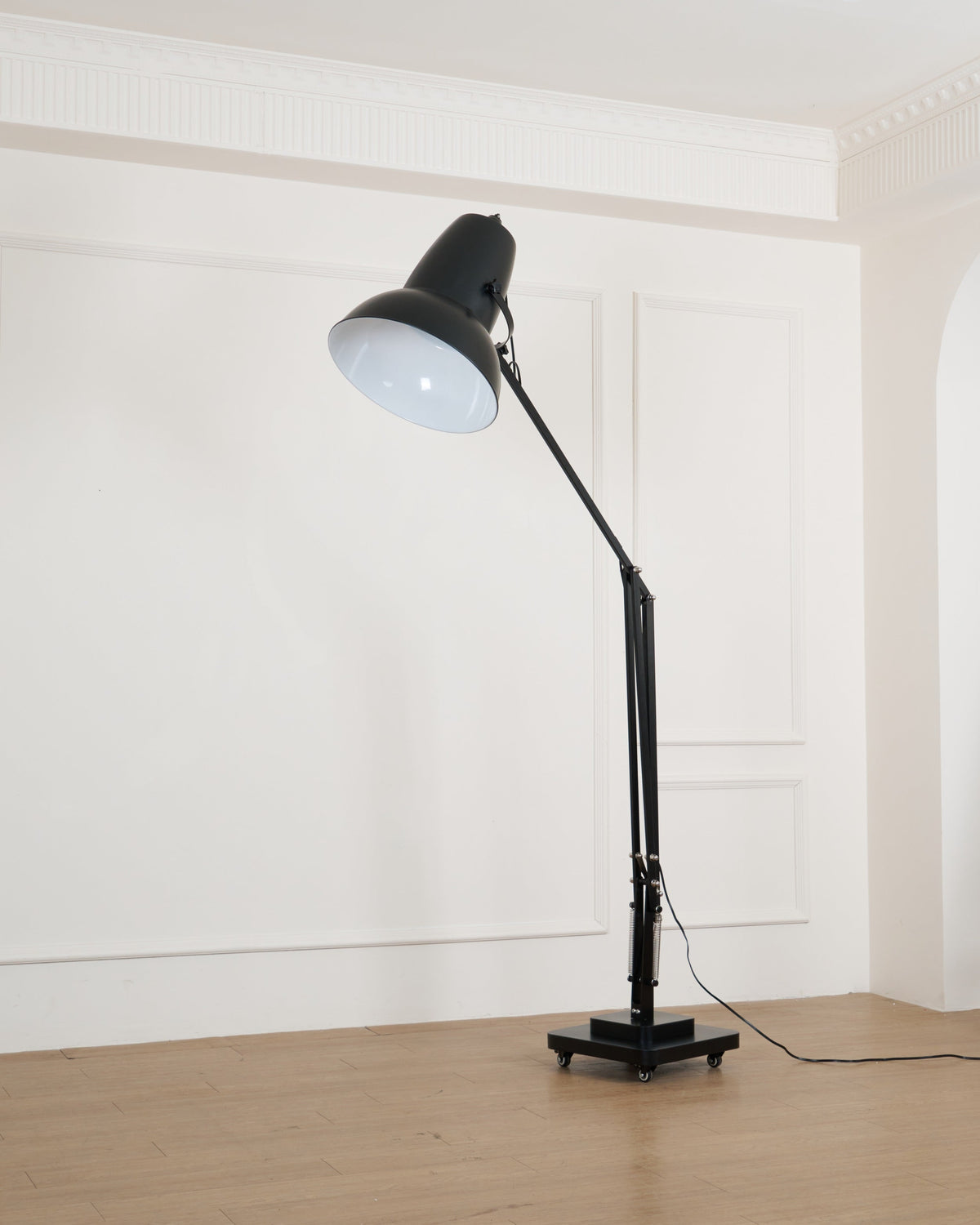 giant-floor-lamp