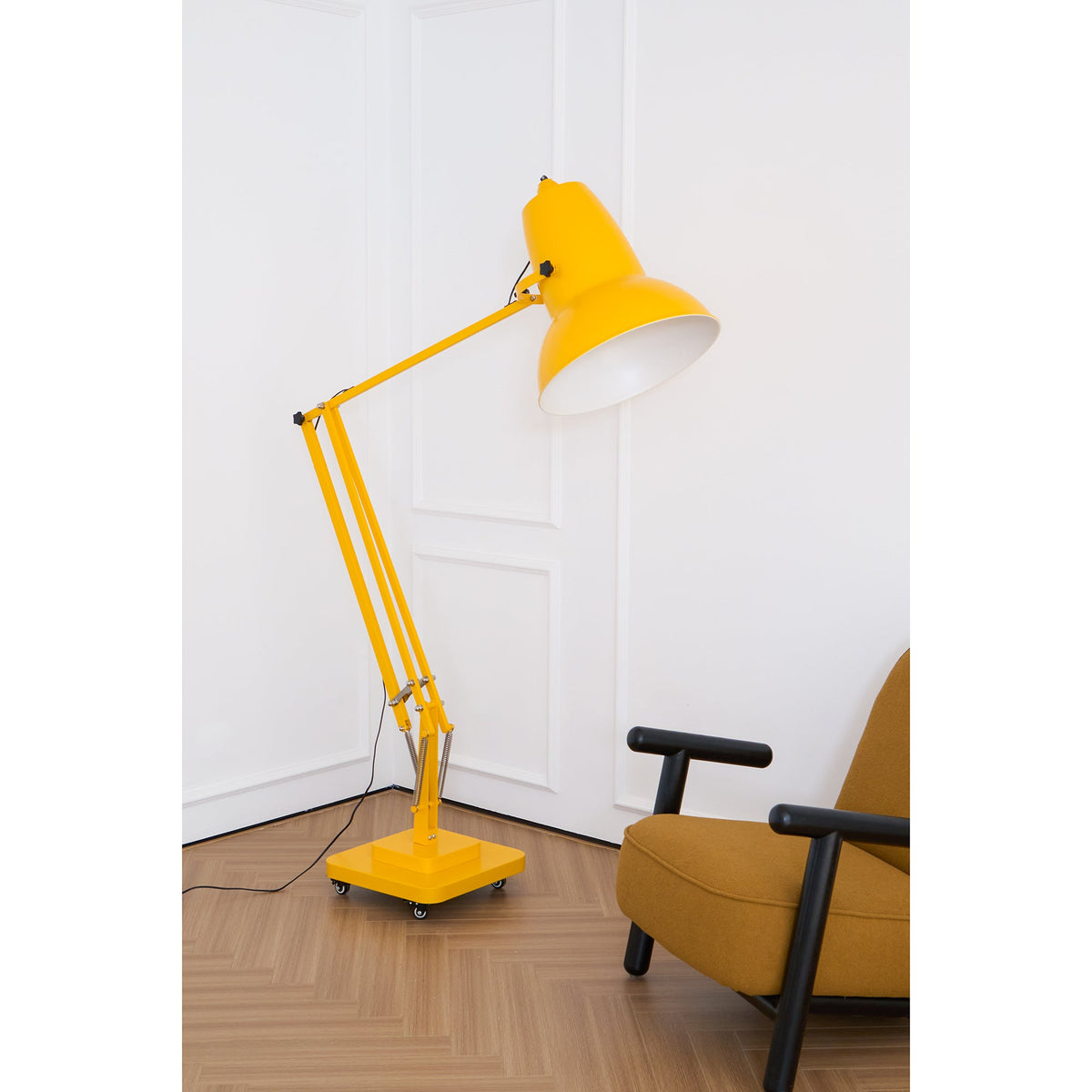 giant-floor-lamp