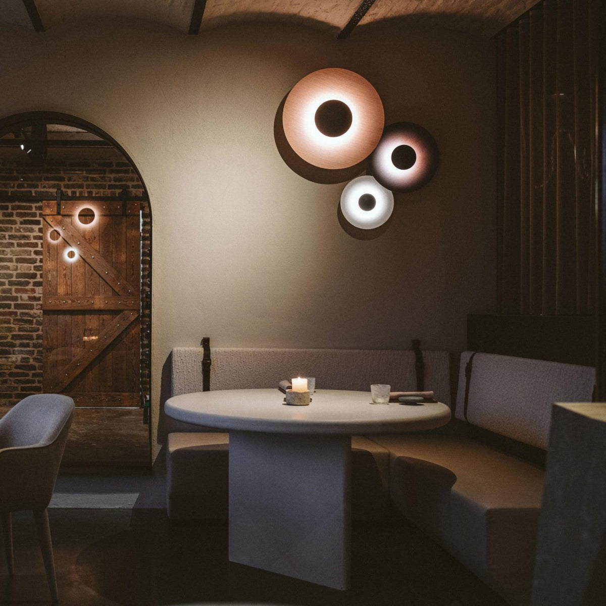Simplicity Glow Plug In Wall Light