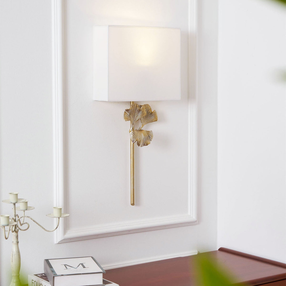 gingko-wall-lamp