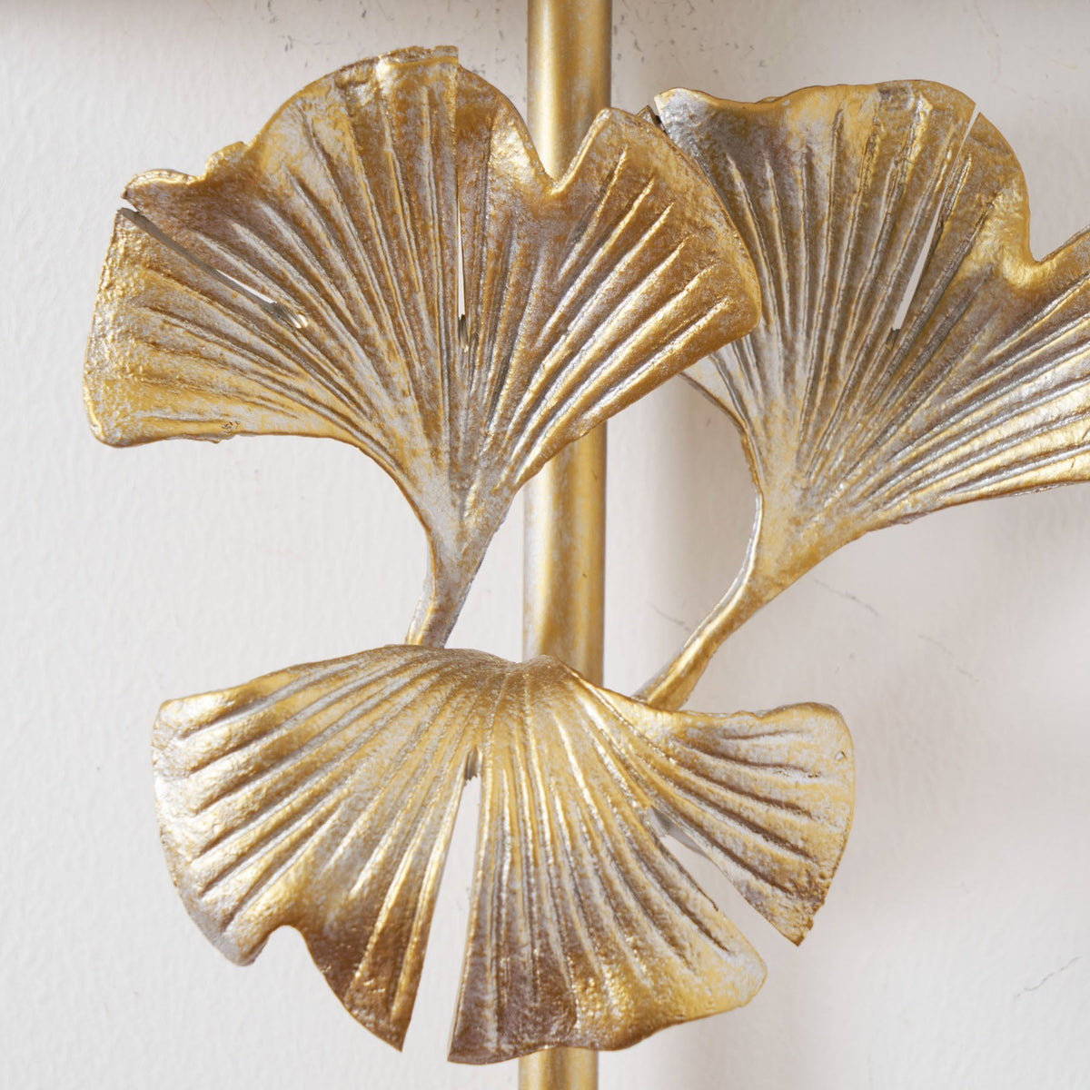 gingko-wall-lamp