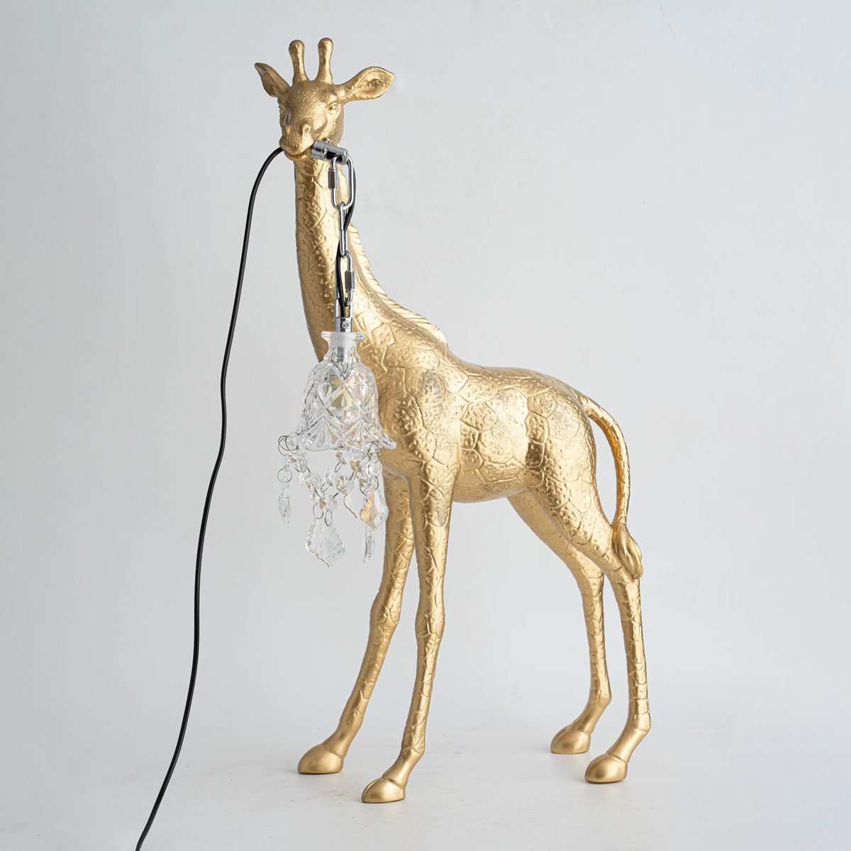 Giraffe Royale Sculpture Floor Lamp – Modern Crystal Pendant Light