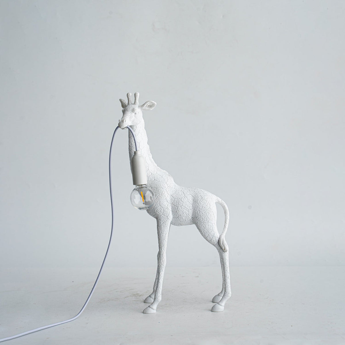 Giraffe Royale Sculpture Floor Lamp – Modern Crystal Pendant Light