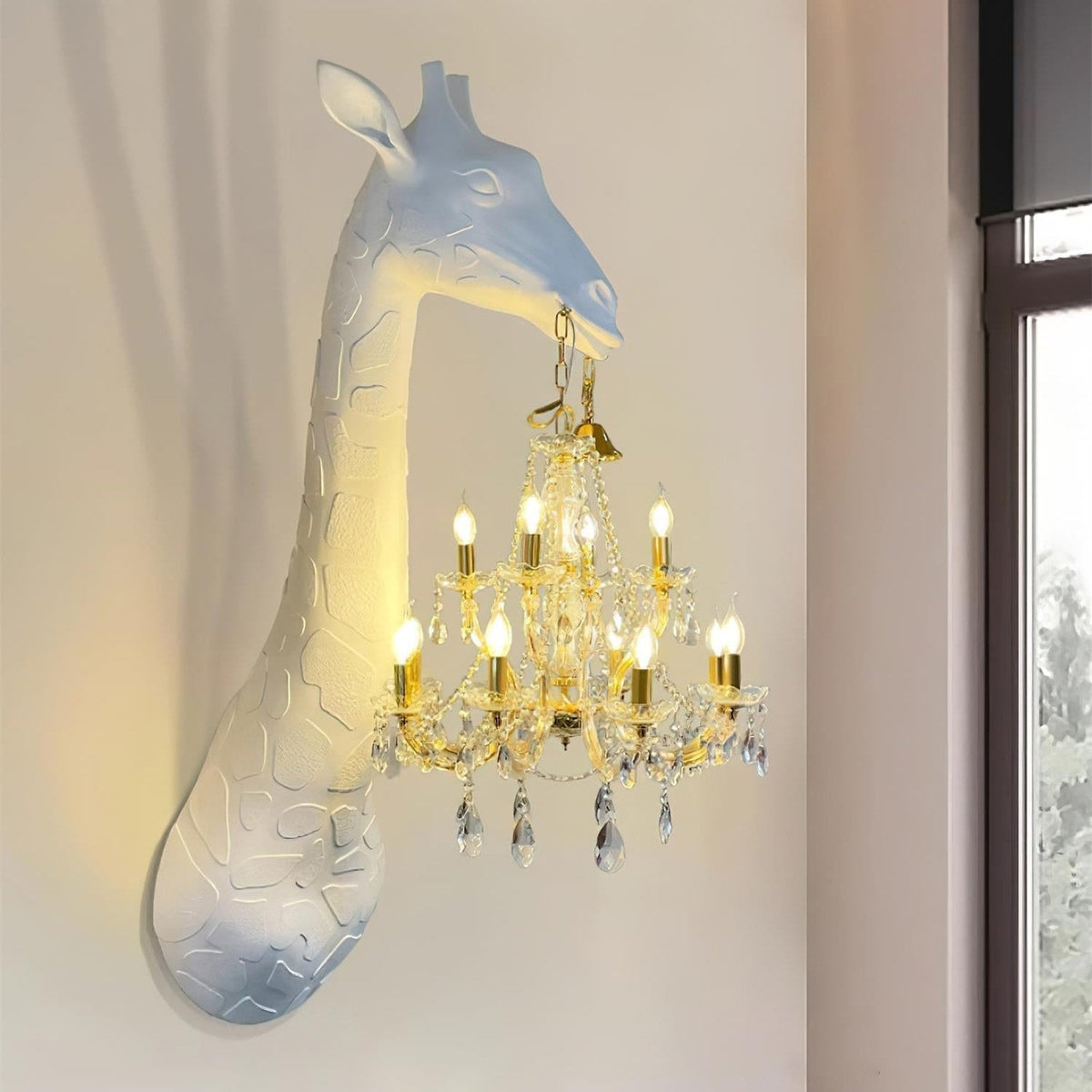 Giraffe Royale Wall