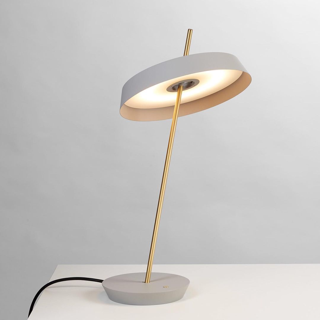 Giro Table Lamp