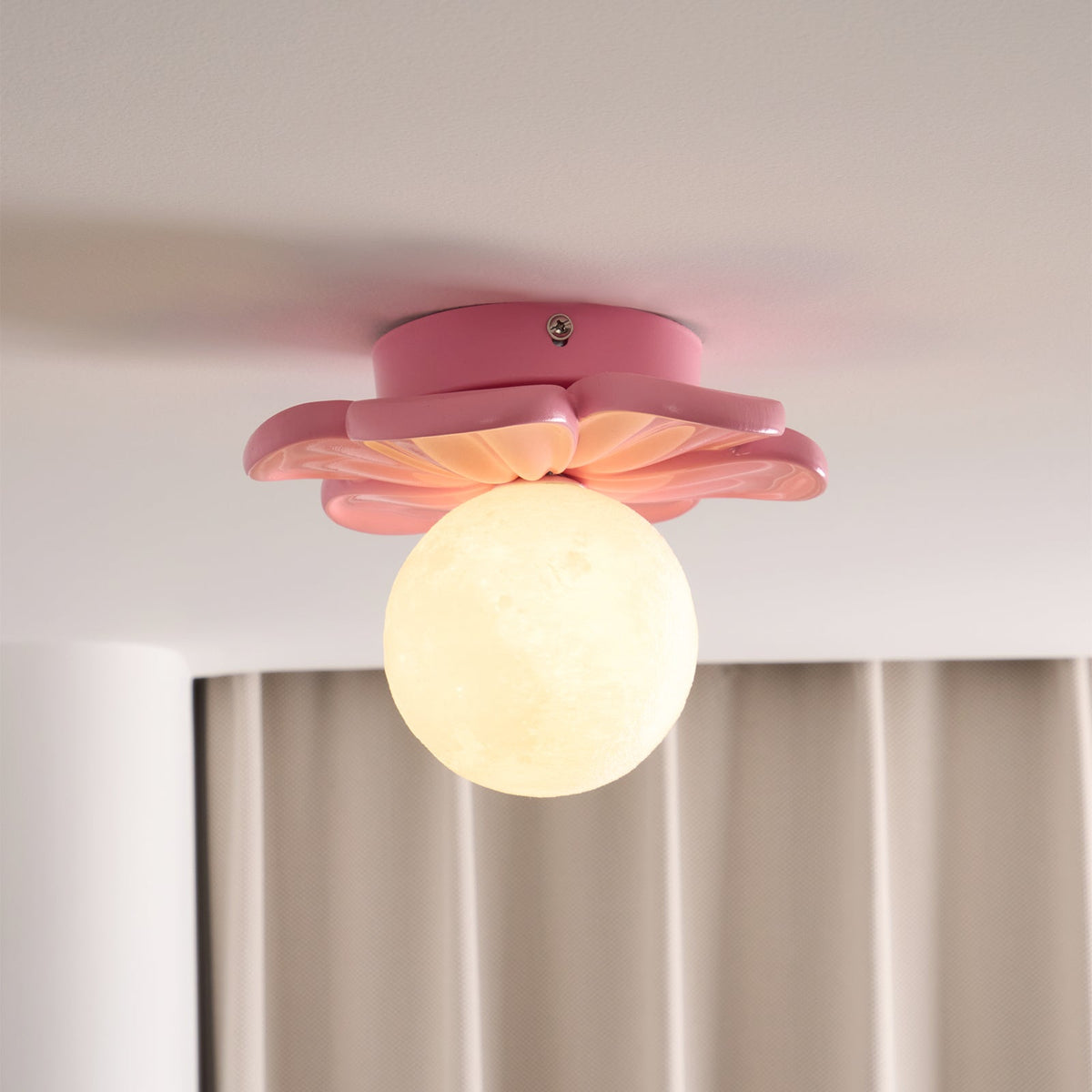 cream-bloom-flower-ceiling-lamp