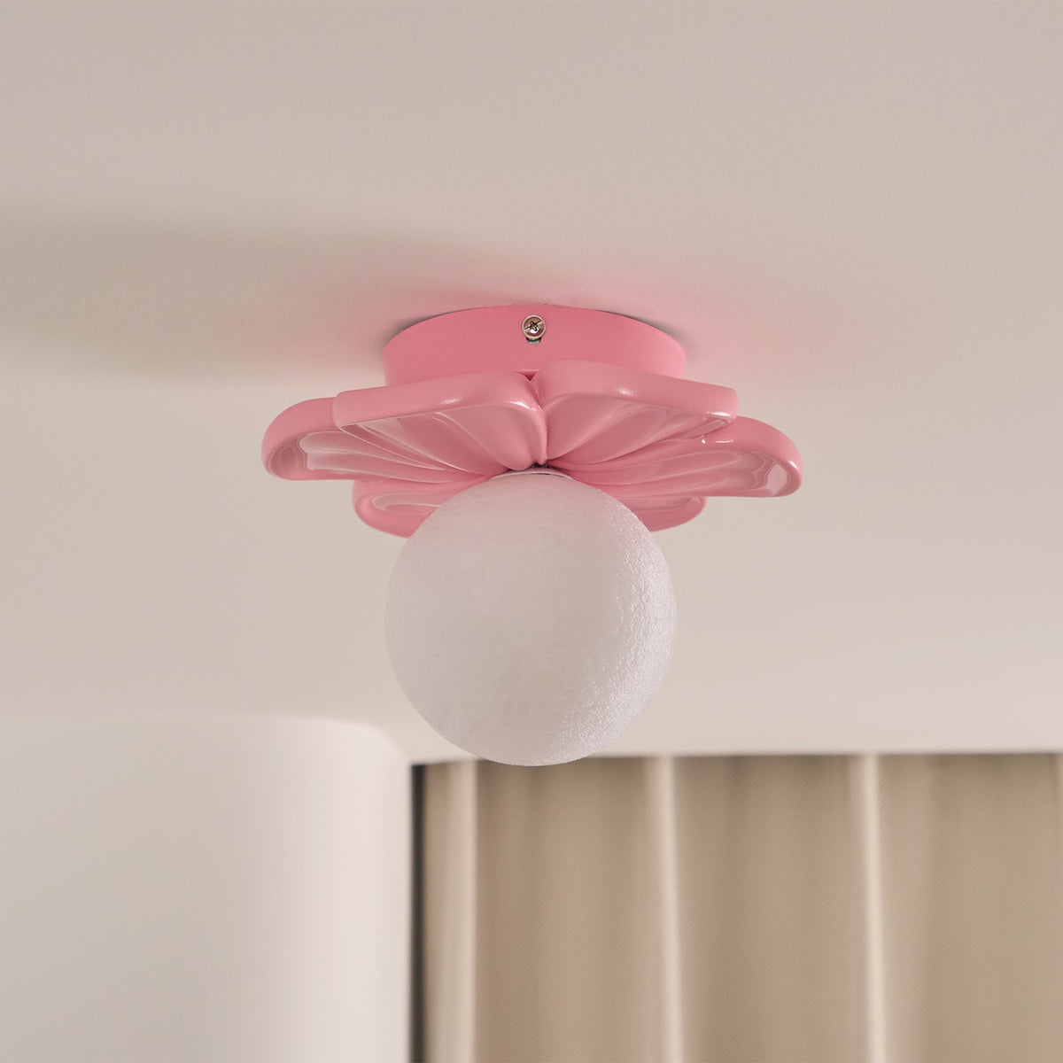 cream-bloom-flower-ceiling-lamp