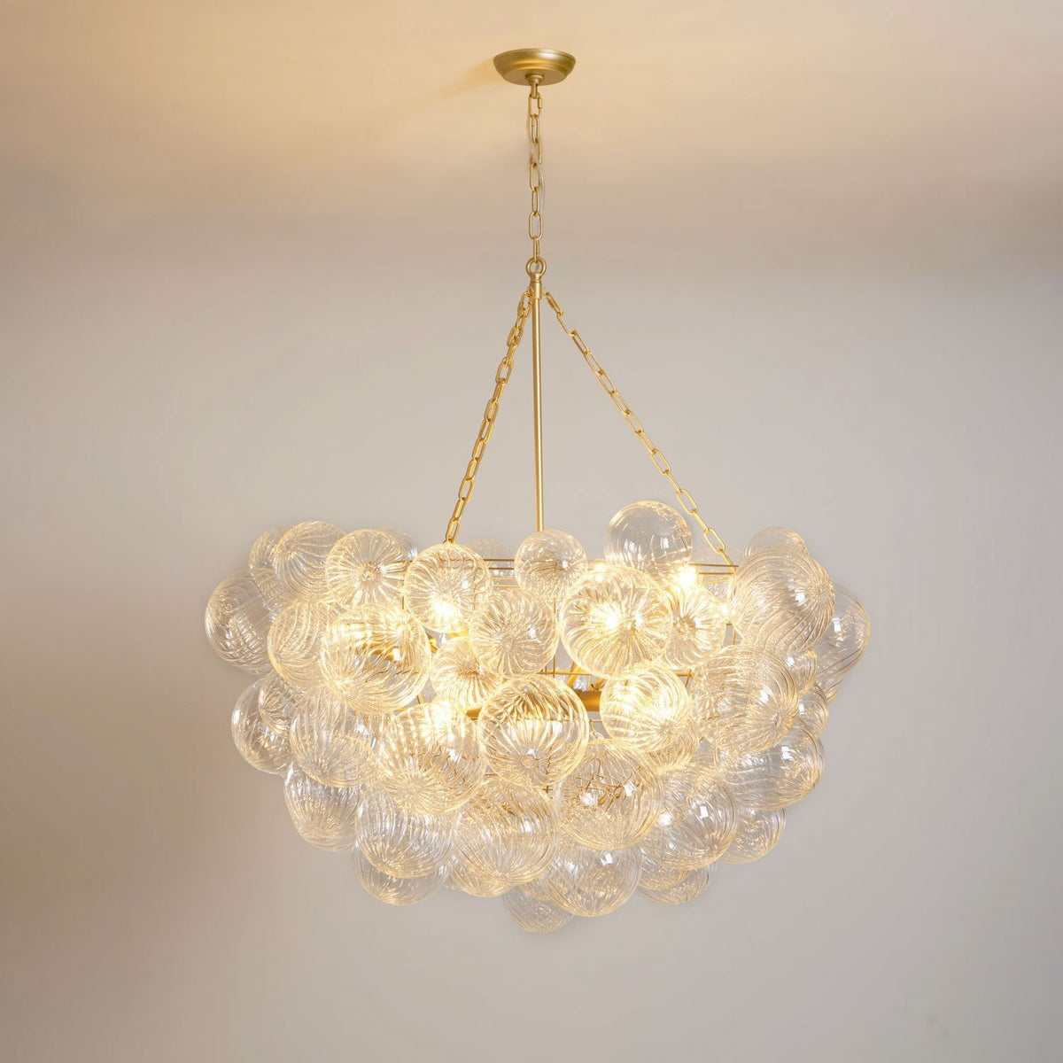 Lumière Cascade Glass Ball Chandelier – Modern Sculptural Pendant Light