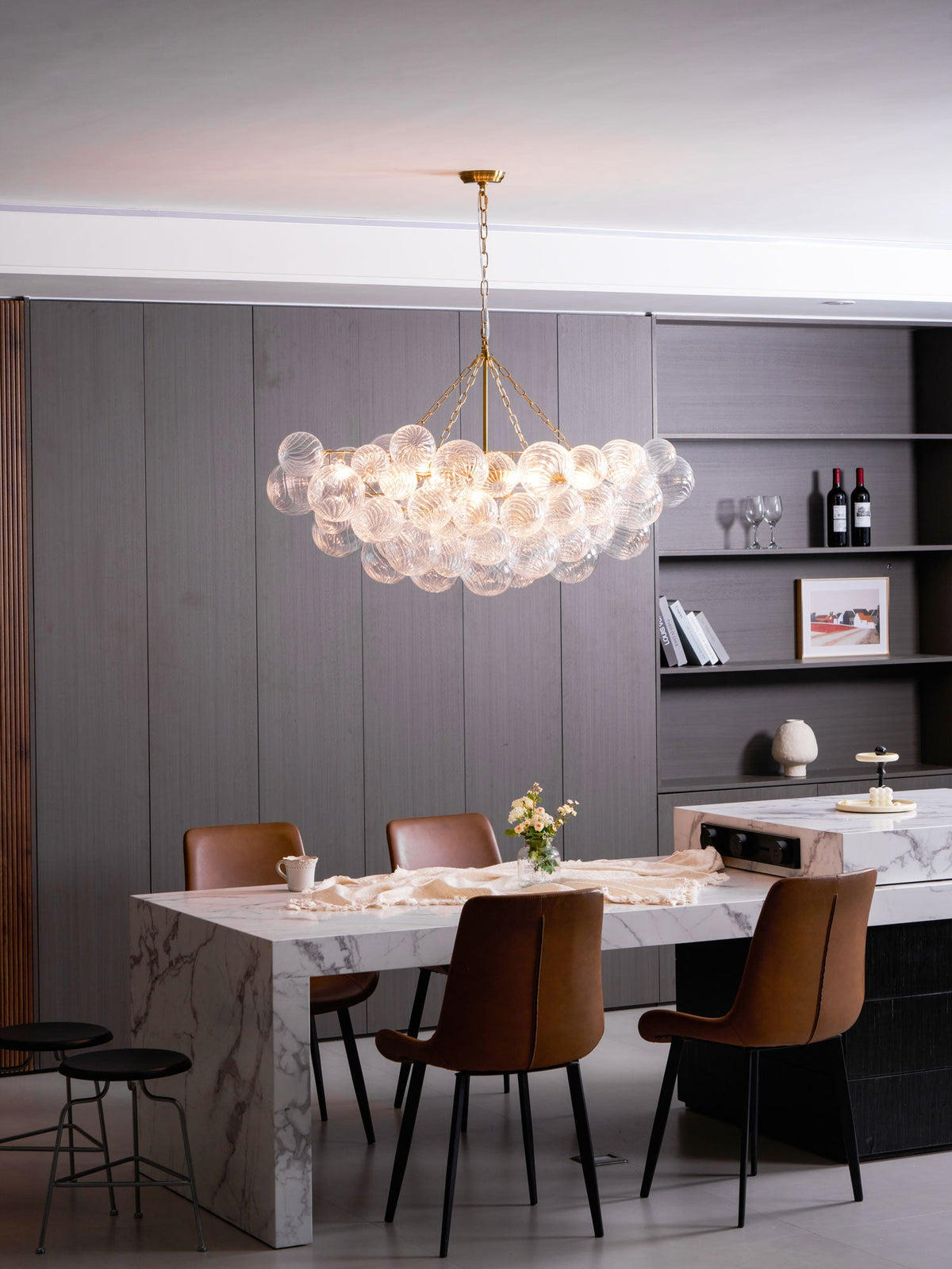 Lumière Cascade Glass Ball Chandelier – Modern Sculptural Pendant Light