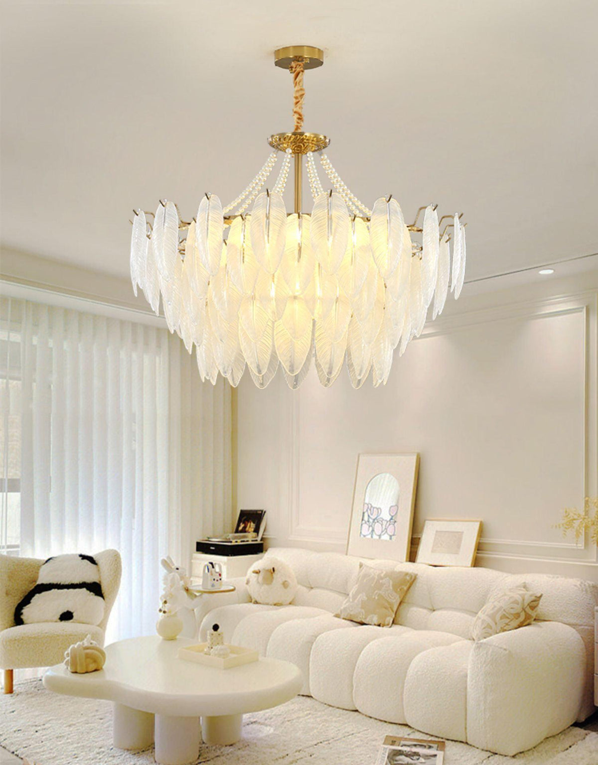 glass-feather-pearl-chandelier