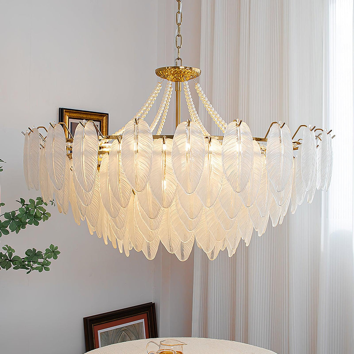 glass-feather-pearl-chandelier