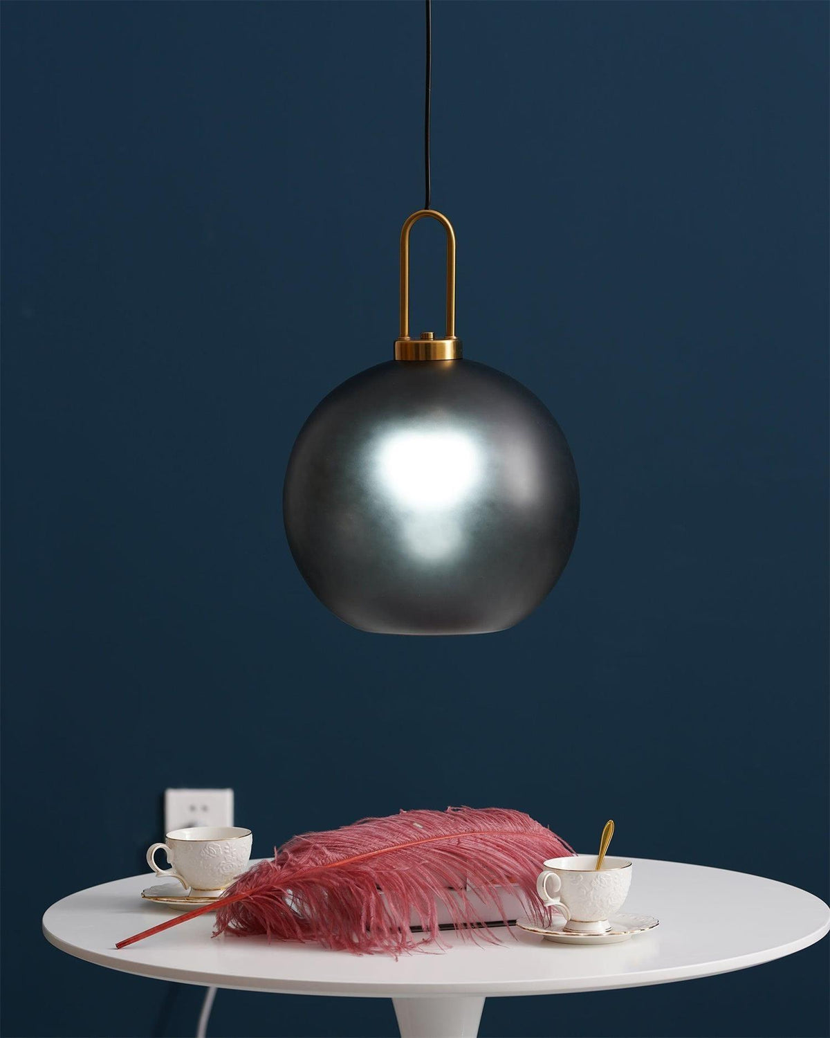 glass-pendant-light