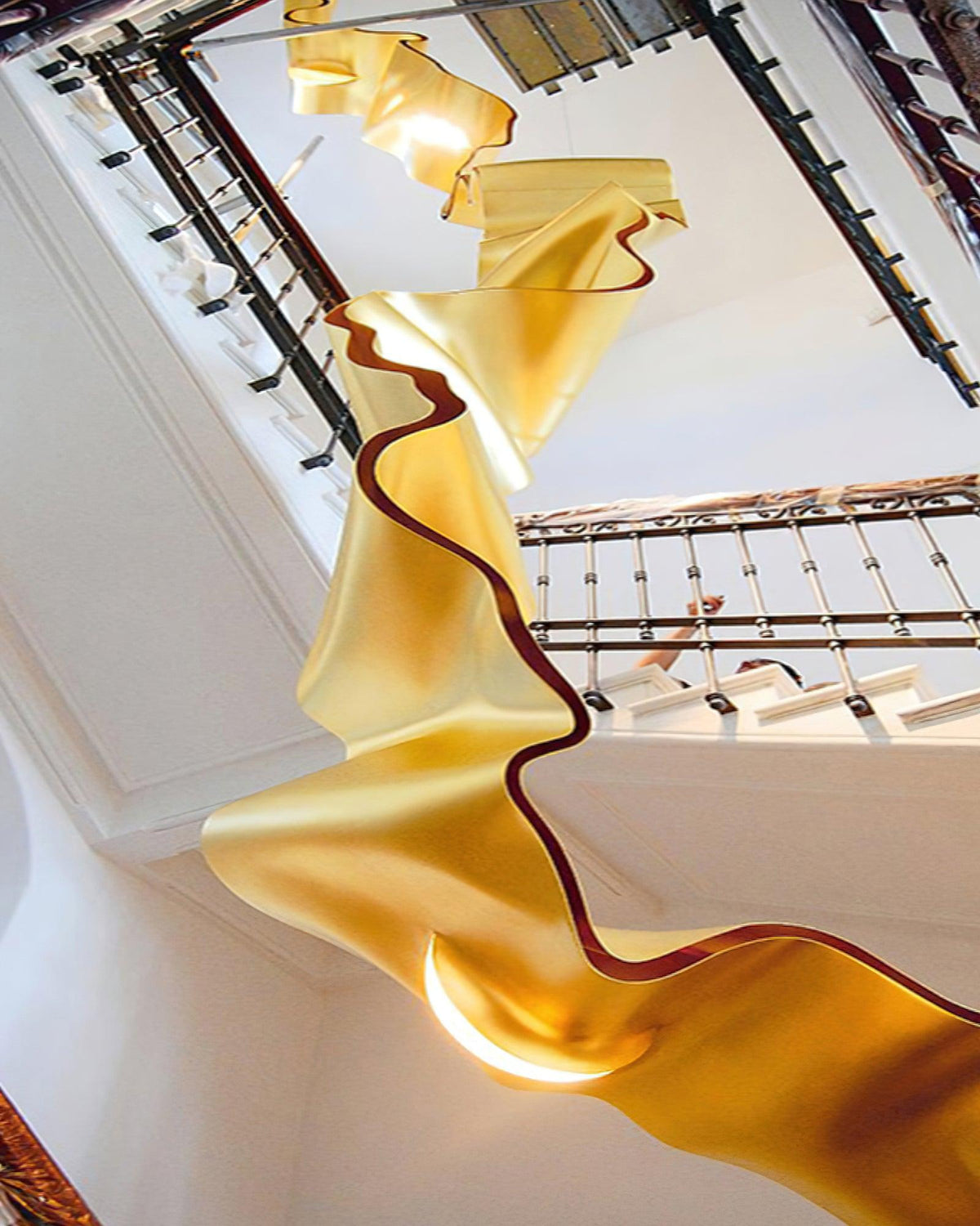 gold-ribbon-chandelier