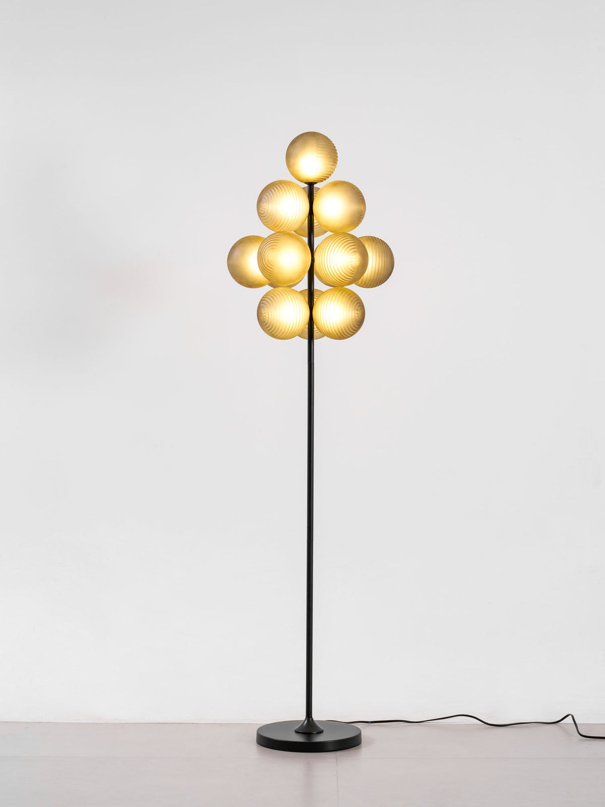 grape-floor-lamp