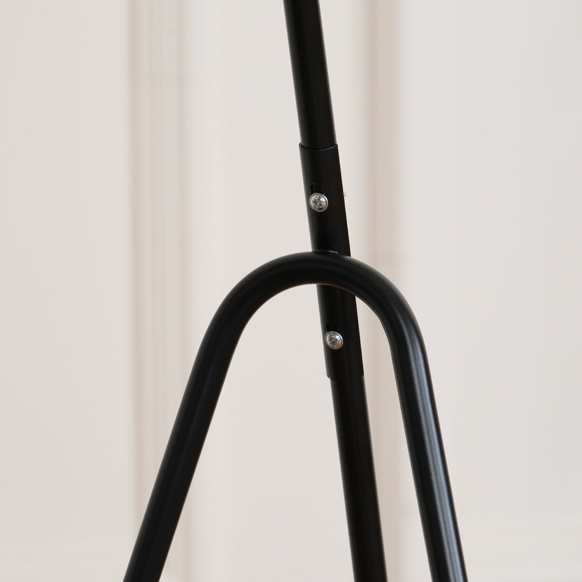 grasshopper-floor-lamp