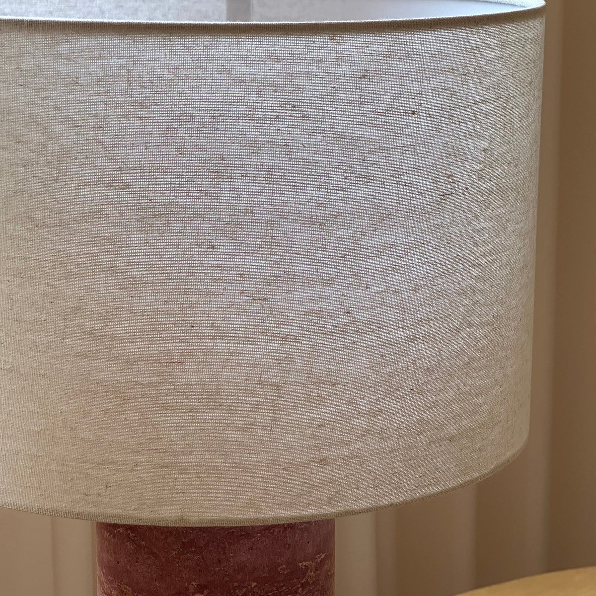gravity-table-lamp