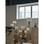 gravity-table-lamp