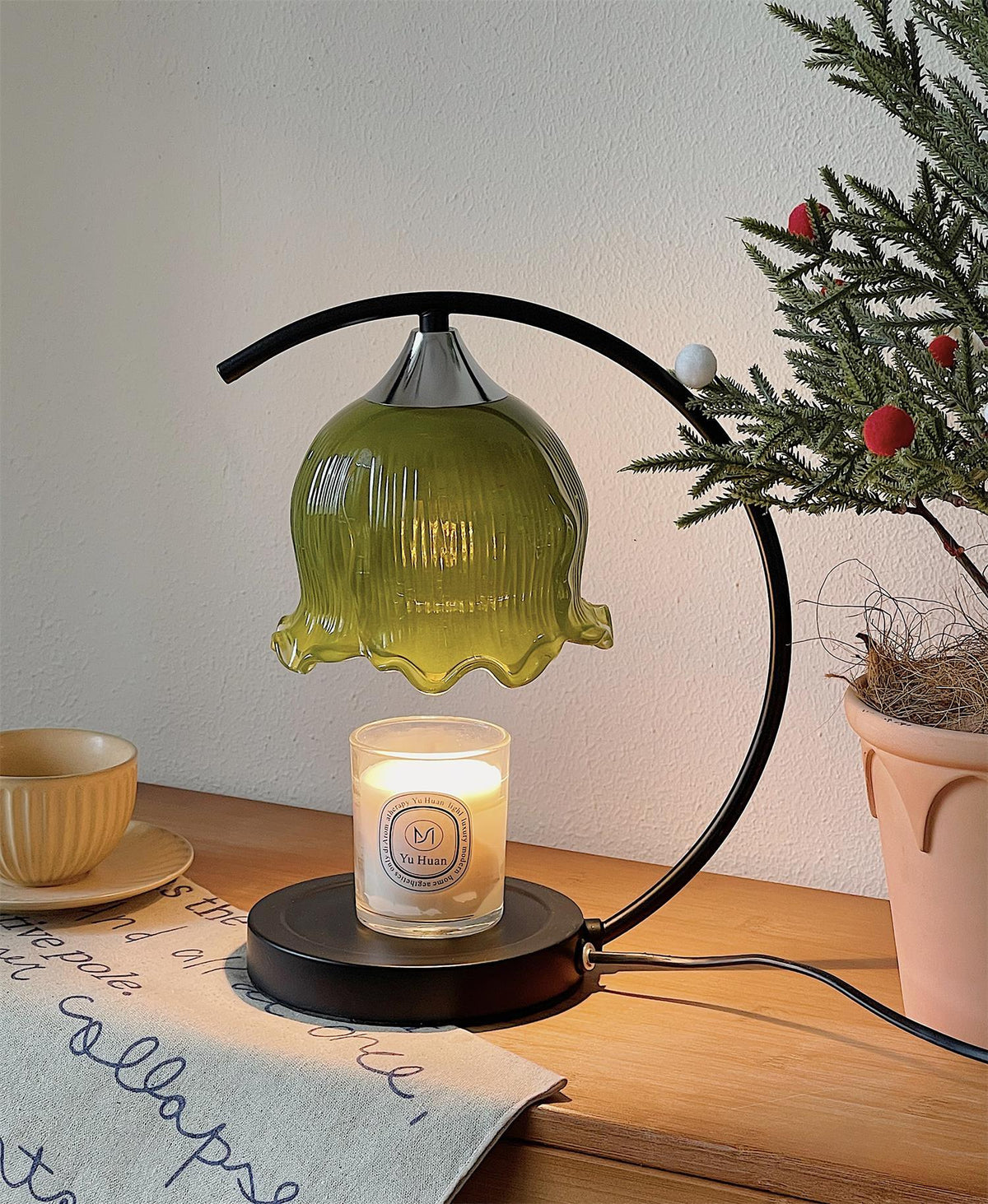 green-aroma-table-lamp