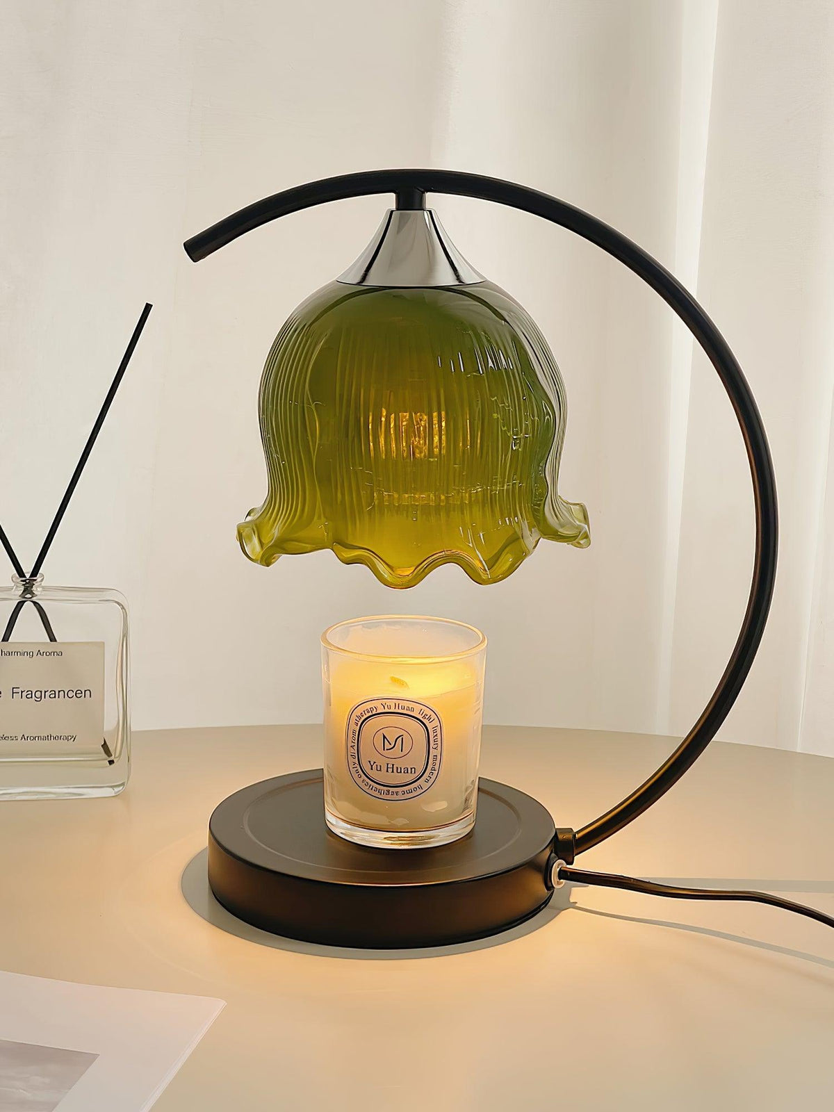 green-aroma-table-lamp