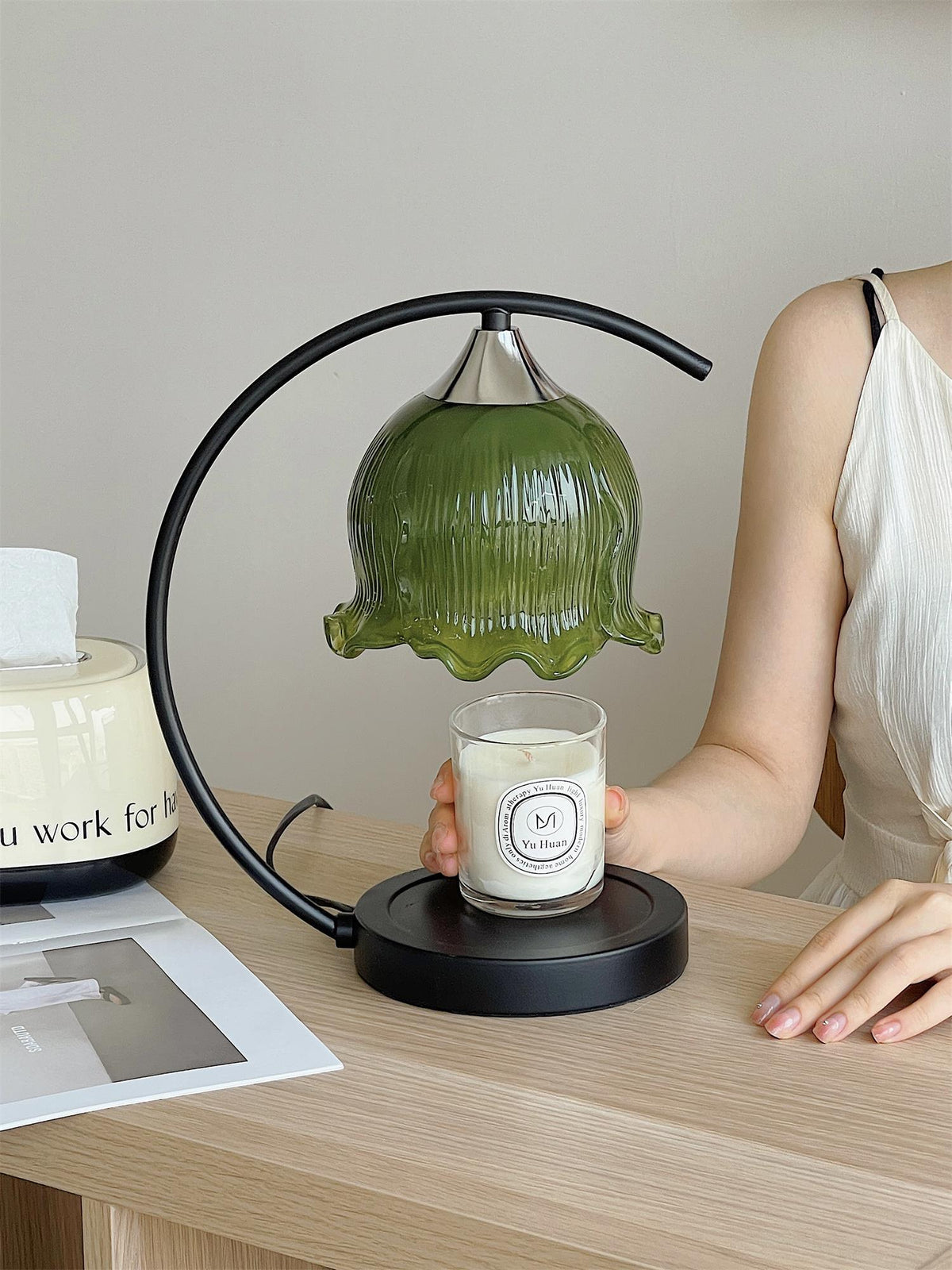 green-aroma-table-lamp
