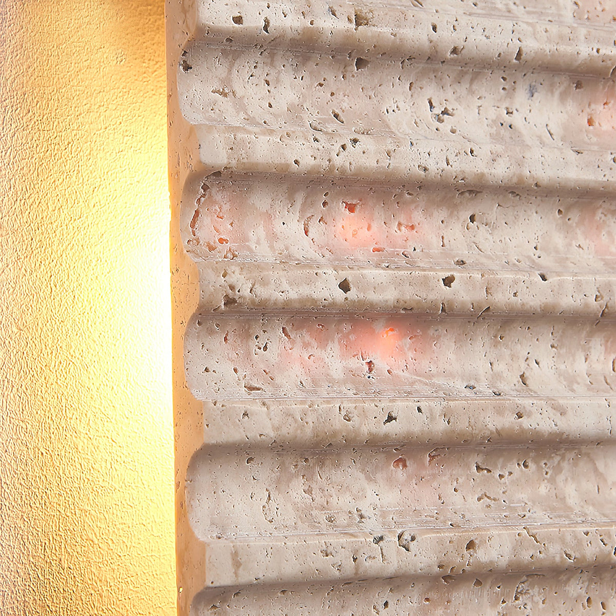 grille-travertine-wall-lamp