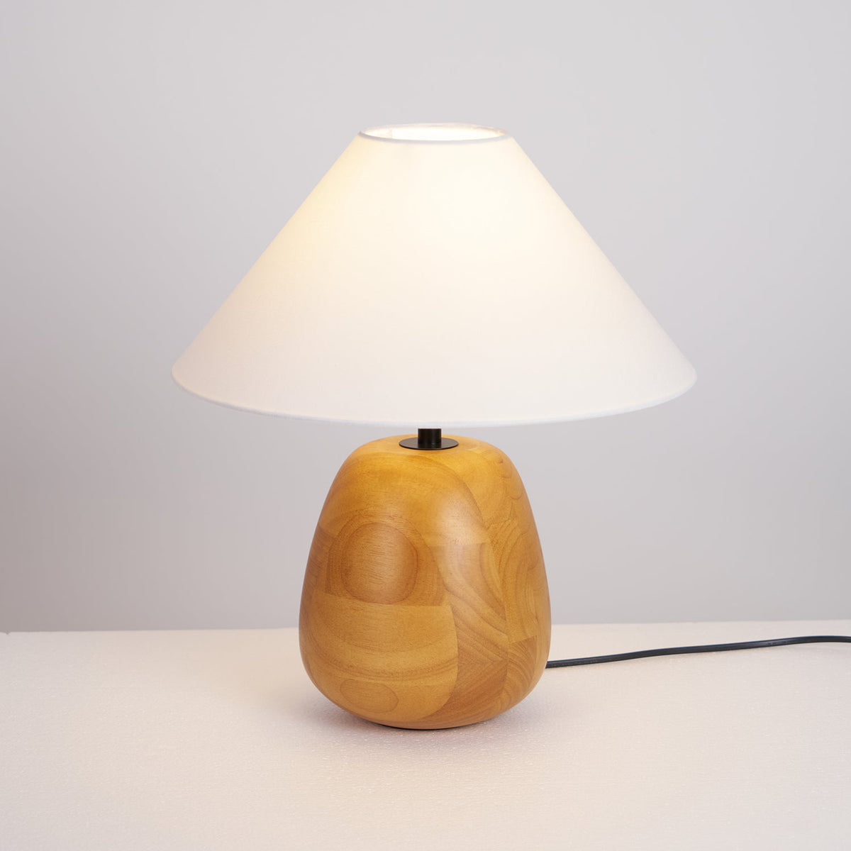 irving-wood-table-lamp