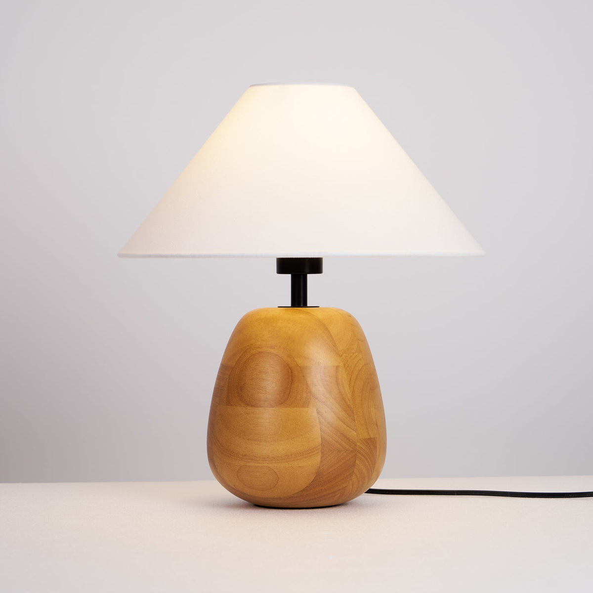 irving-wood-table-lamp