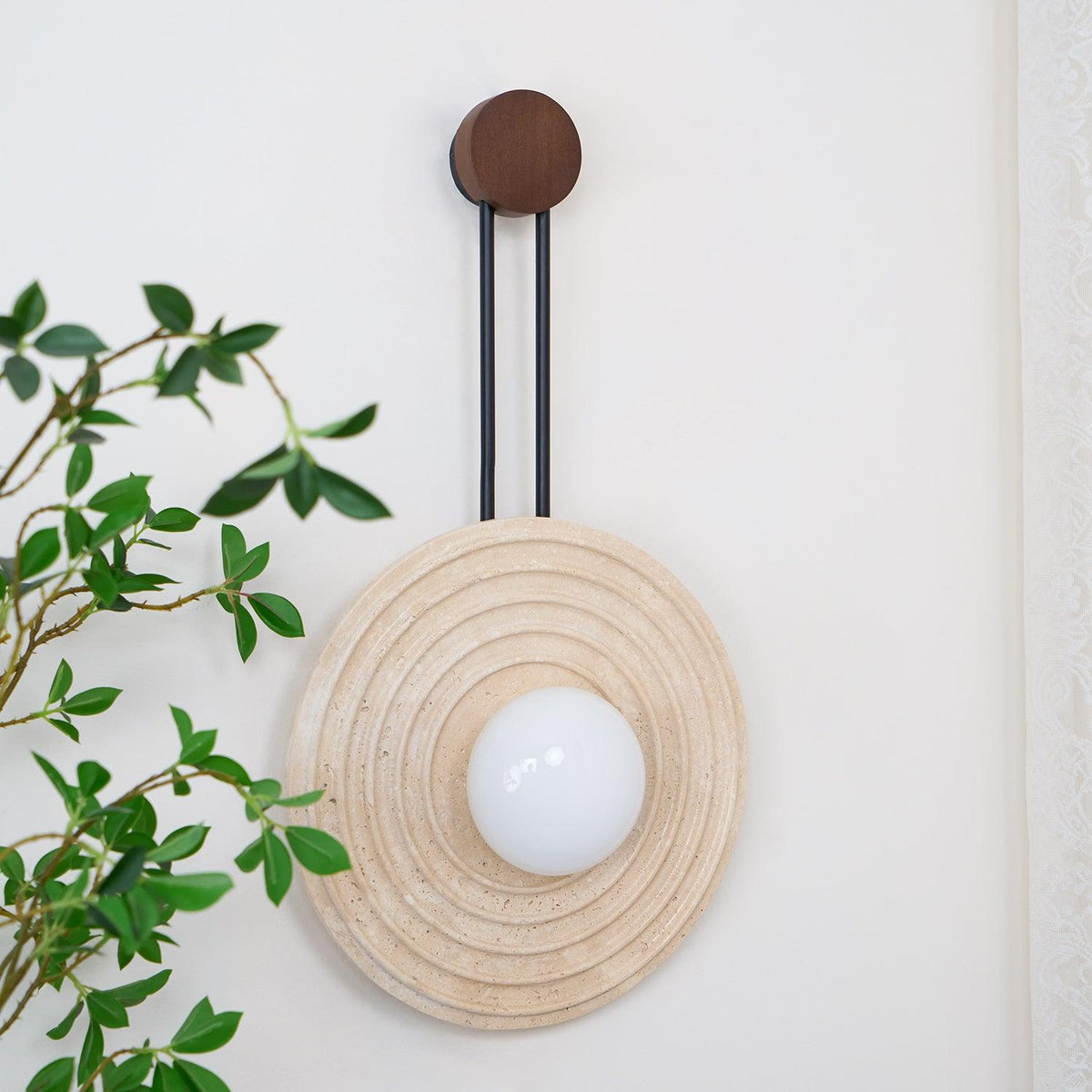 growth-ring-wall-lamp